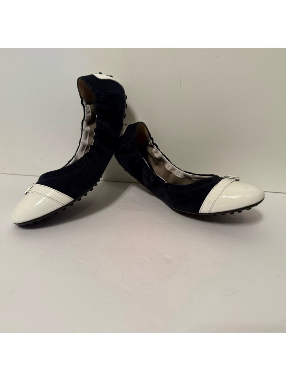 TOD’S SHOES FLATS DRIVING NUBS BLUE SUEDE WHITE PATENT LEATHER ITALY 39 9